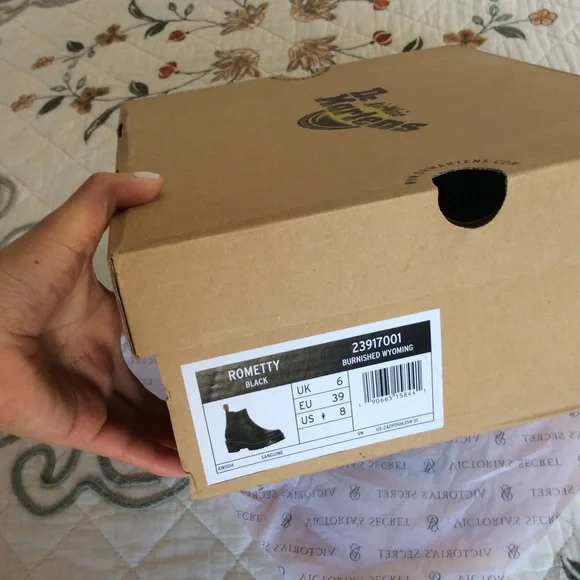 DR. Martens Rometty Chelsea boot - Picture 4 of 11